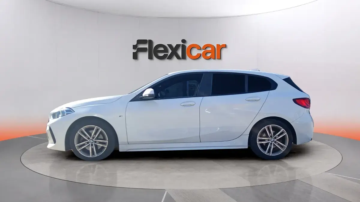 Usado BMW 118 136 CV (100 kW) 2021 Blanco Berlina