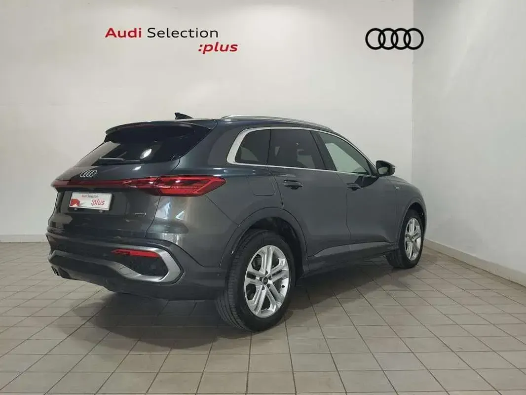 Usado Audi Q5 204 CV (150 kW) 2025 Gris SUV