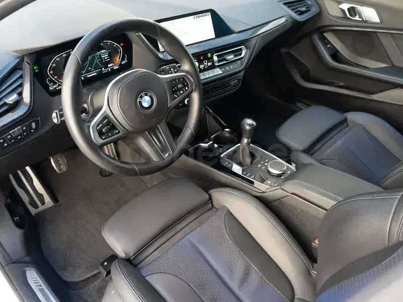 Usado BMW 116 Sport Line 116 CV (85 kW) 2022 Blanco Utilitario