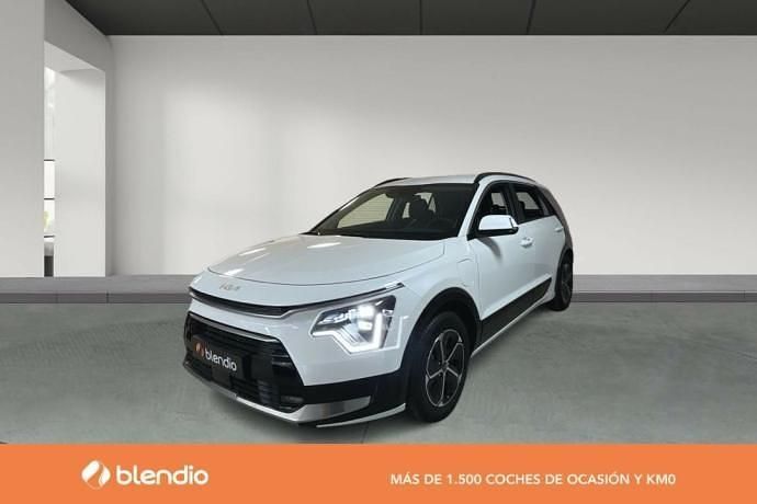 Blanco Nuevo 2025 Kia Niro SUV | 39.990 € - Imagen 1/4