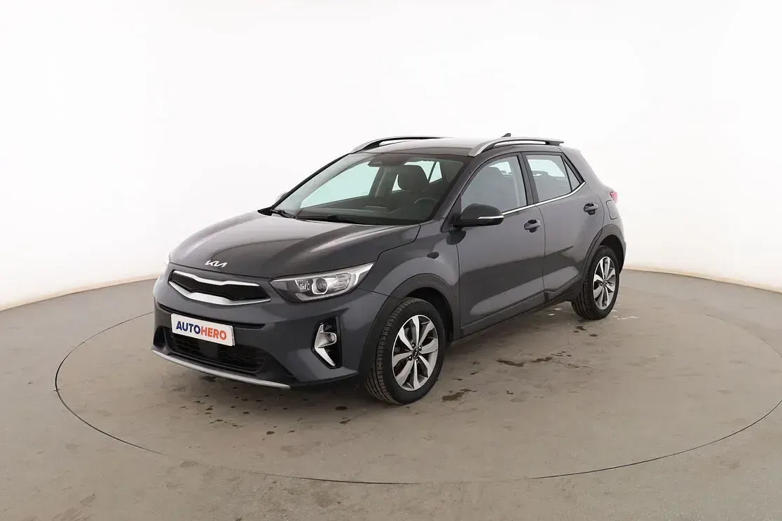 Usado Kia Stonic 84 CV (61 kW) 2022 SUV