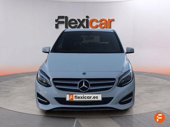 Usado Mercedes B180 122 CV (89 kW) 2017 Blanco Monovolumen