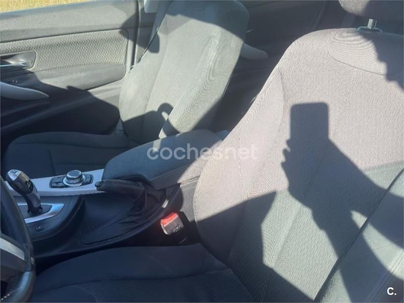 Usado BMW 320 Comfort Edition 184 CV (135 kW) 2016 Gris / plata Berlina