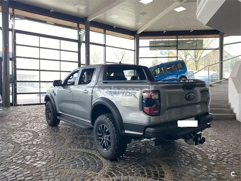 Usado Ford Ranger Raptor 210 CV (154 kW) 2024 Gris / plata Pickup/Camioneta
