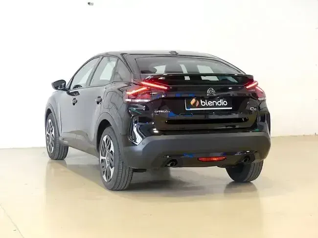Usado Citroën C4 Feel 130 CV (95 kW) 2022 Negro
