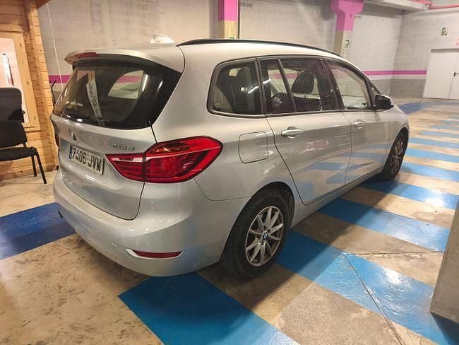 Usado BMW 216 116 CV (85 kW) 2017 Gris / plata Familiar