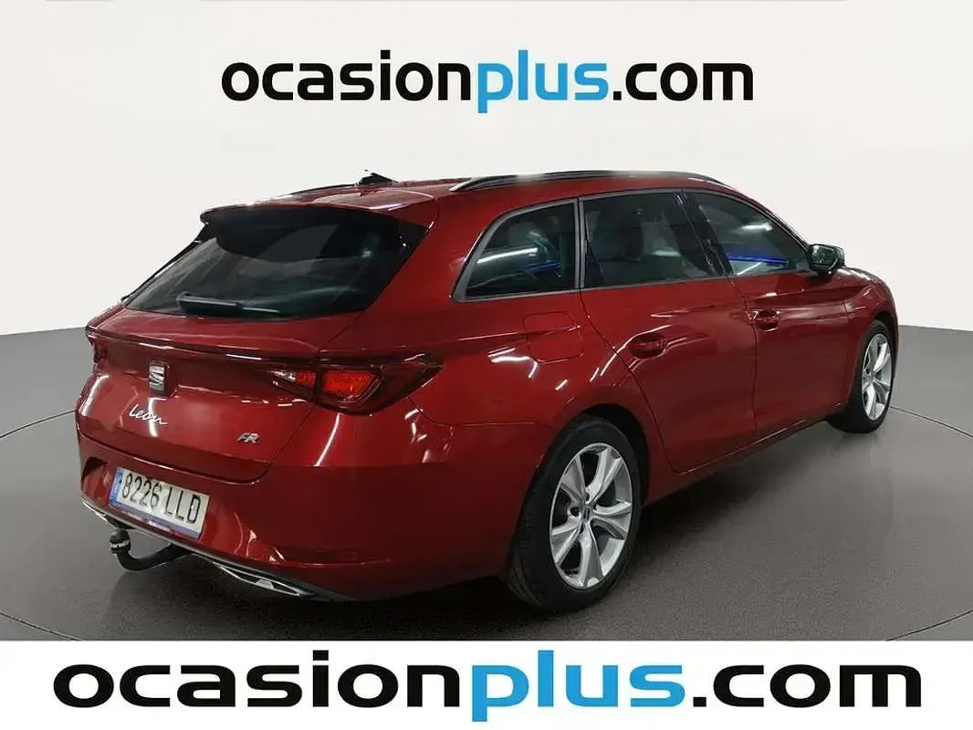 Usado Seat Leon ST FR 150 CV (110 kW) 2020 Rojo Familiar
