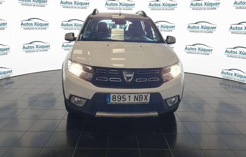 Blanco Usado 2019 Dacia Sandero Essentiel Utilitario | 8499 € (Buen precio) - Imagen 1/4