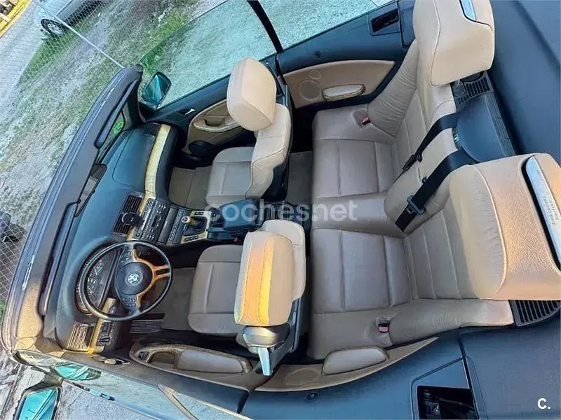 Usado BMW 318 Cabriolet 143 CV (105 kW) 2004 Negro Descapotable