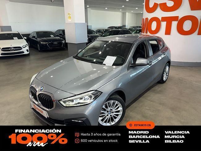 Usado BMW 118 136 CV (100 kW) 2023 Gris Utilitario