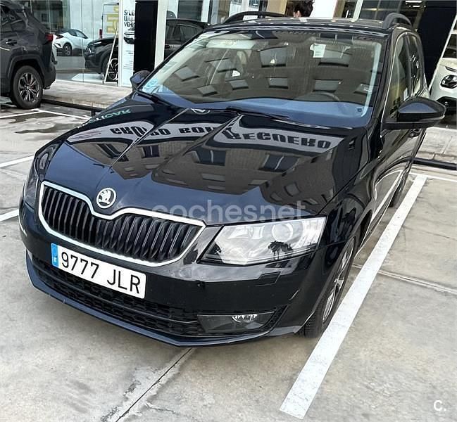 Usado Skoda Octavia GreenLine 110 HP (80 kW) 2016 Preto Citadino