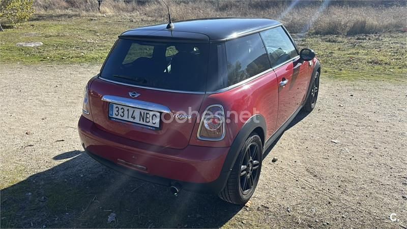 Usado Mini Cooper 122 CV (89 kW) 2012 Rojo Utilitario
