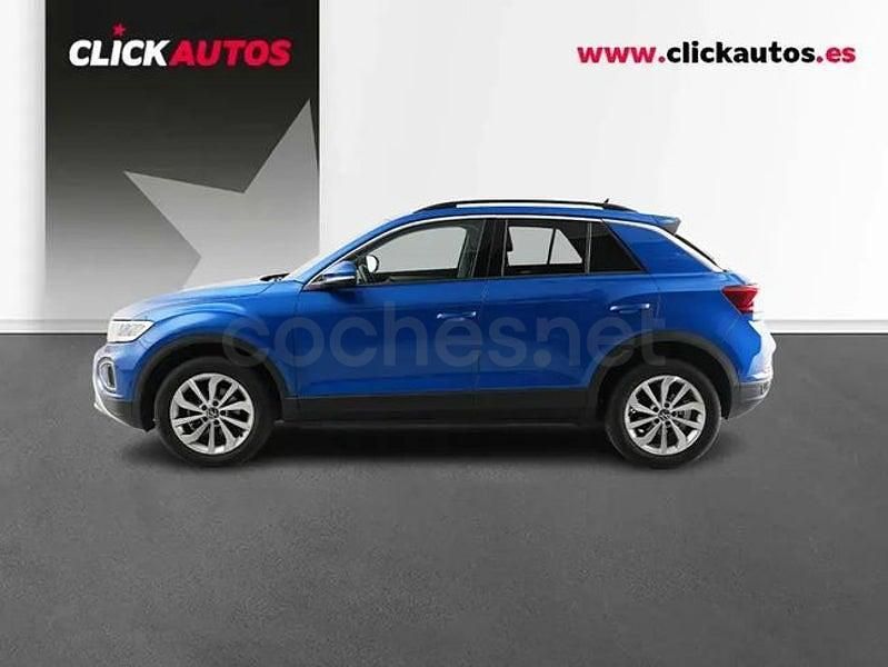 Usado VW T-Roc Life 110 CV (80 kW) 2024 Azul SUV