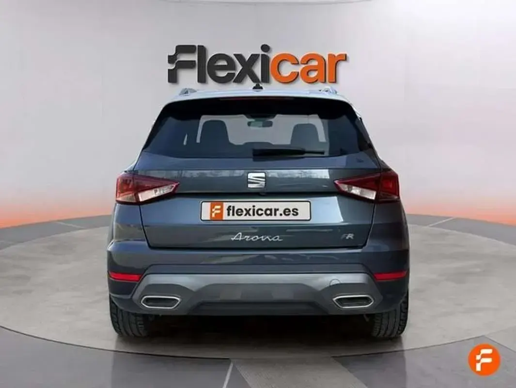 Usado Seat Arona FR 150 CV (110 kW) 2023 Azul SUV