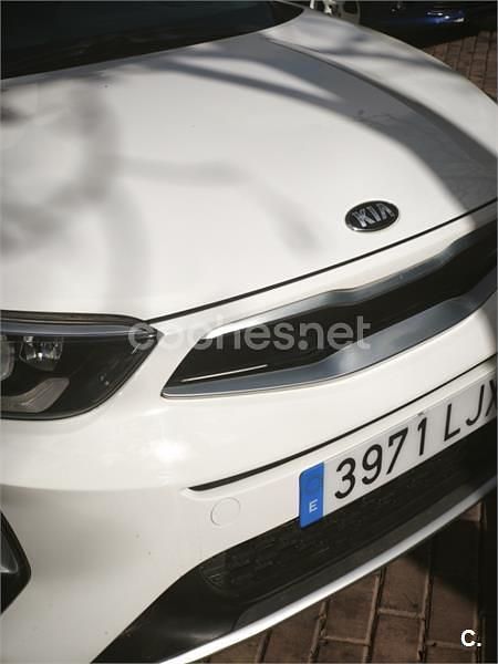 Blanco Usado 2020 Kia Stonic SUV | 13.700 € (Buen precio) - Imagen 1/4
