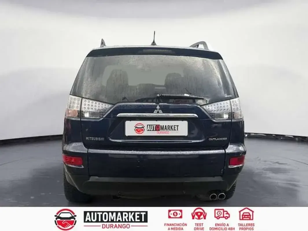 Usado Mitsubishi Outlander Motion 156 CV (114 kW) 2010 Azul SUV