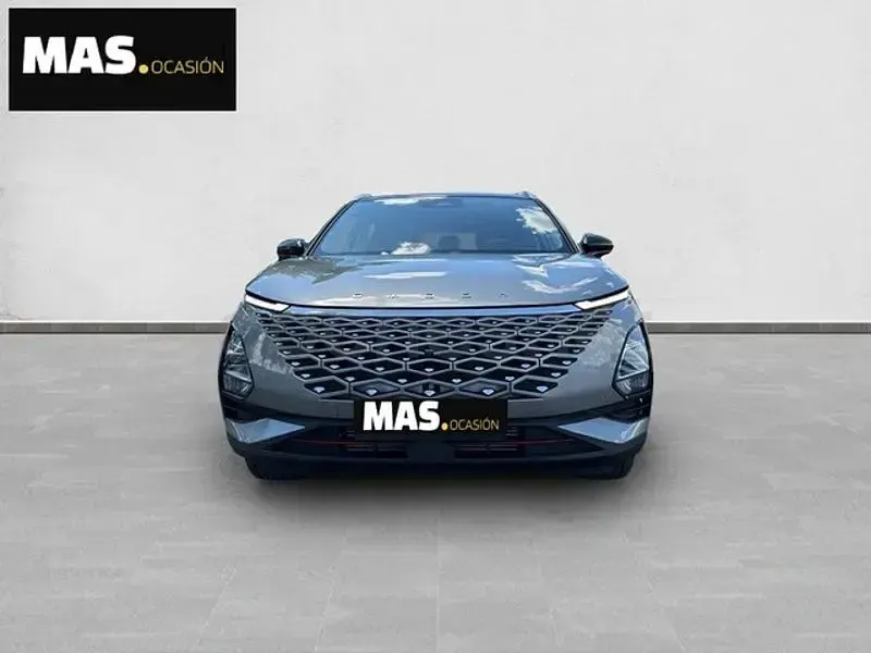 Usado Omoda 5 147 CV (108 kW) 2024 Gris / plata SUV