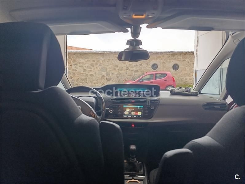 Usado Citroën C4 SpaceTourer Feel 130 CV (95 kW) 2019 Granate Monovolumen