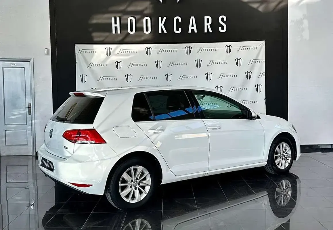 Usado VW Golf VII Business 110 CV (80 kW) 2016 Blanco Familiar