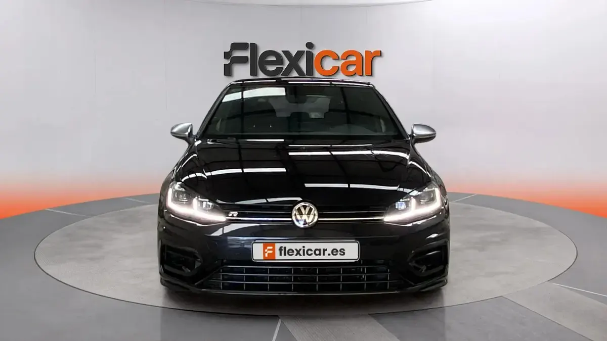 Usado VW Golf VII R 310 CV (228 kW) 2018 Negro Berlina