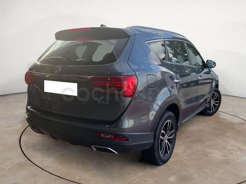Usado DFSK 580 149 CV (109 kW) 2023 Gris / plata SUV