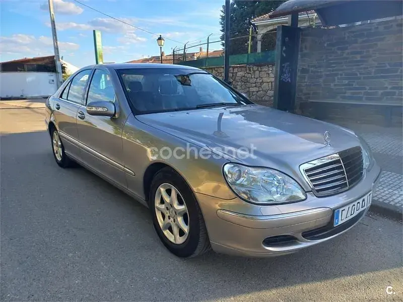Usado Mercedes S320 197 CV (144 kW) 2003 Beige Berlina