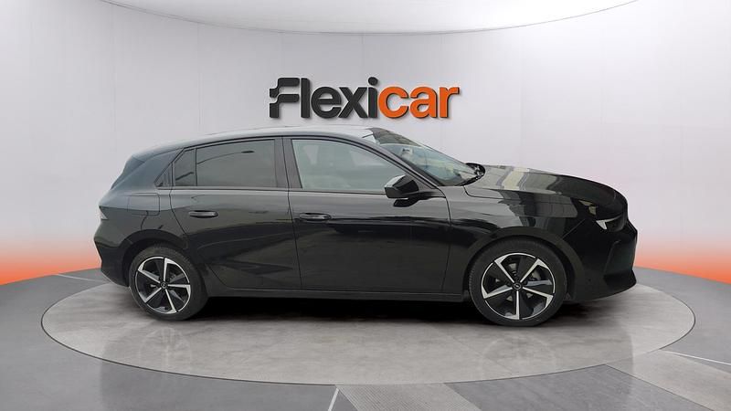 Usado Opel Astra Edition 110 CV (80 kW) 2024 Gris Berlina