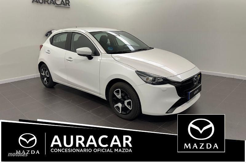 Blanco Usado 2023 Mazda 2 Center-Line Berlina | 17.300 € (Precio justo) - Imagen 1/4