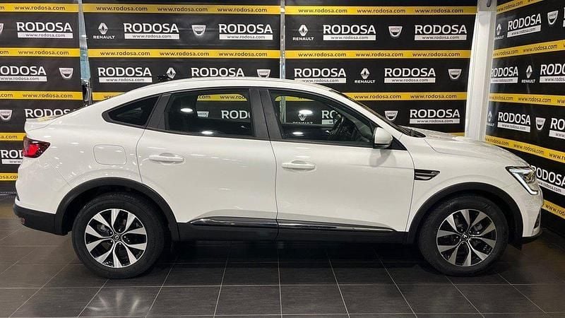 Usado Renault Arkana Intens 145 CV (106 kW) 2021 Blanco SUV