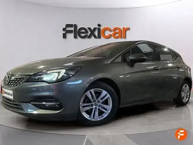 Usado Opel Astra 110 CV (80 kW) 2020 Gris