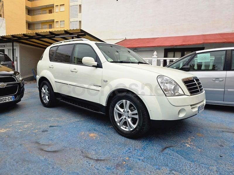 Usado Ssangyong (KGM) Rexton II 186 CV (136 kW) 2010 Blanco SUV