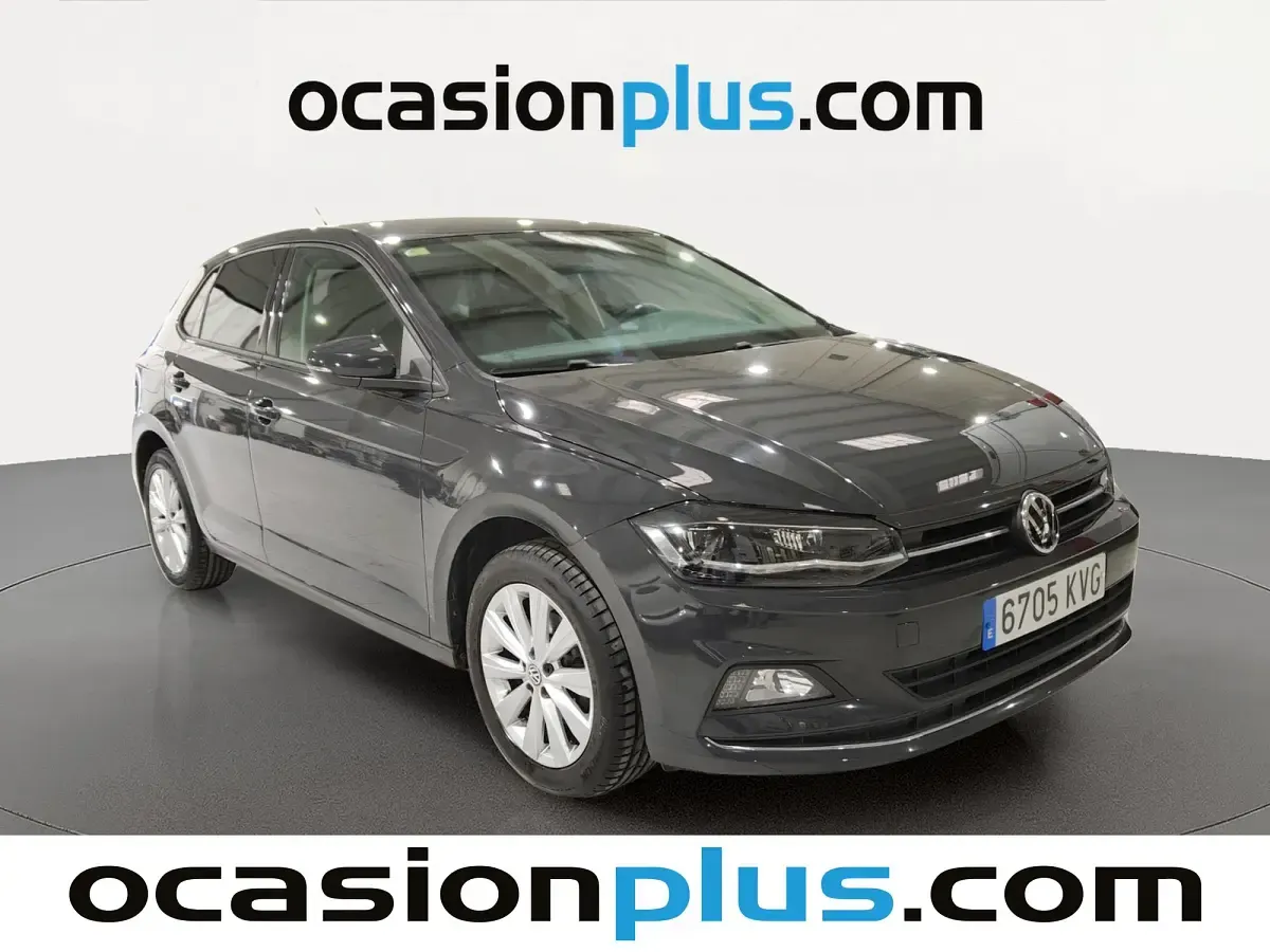 Usado VW Polo Sportline 116 CV (85 kW) 2019 Gris Utilitario