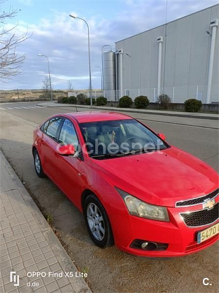 Usado Chevrolet Cruze LS 125 CV (91 kW) 2010 Rojo Berlina