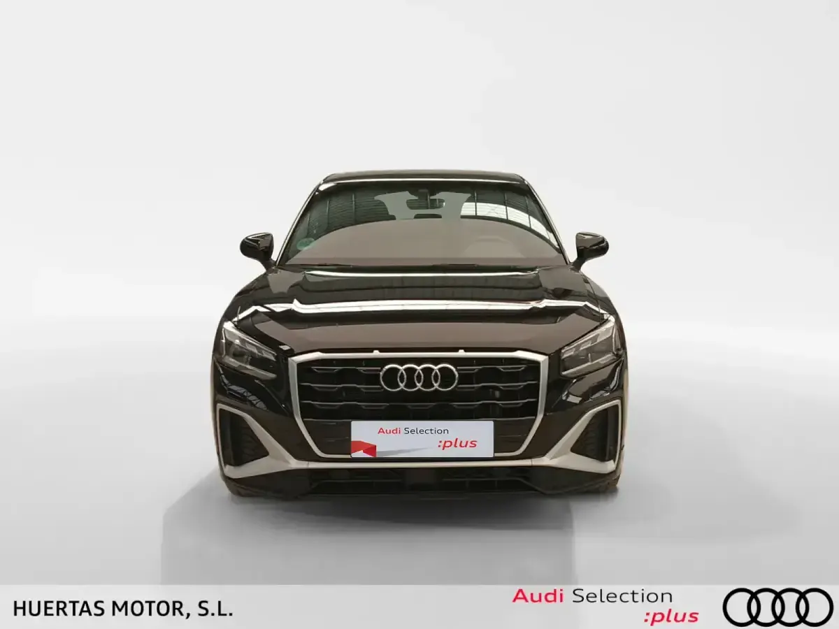 Usado Audi Q2 Ambiente 150 CV (110 kW) 2024 Negro SUV