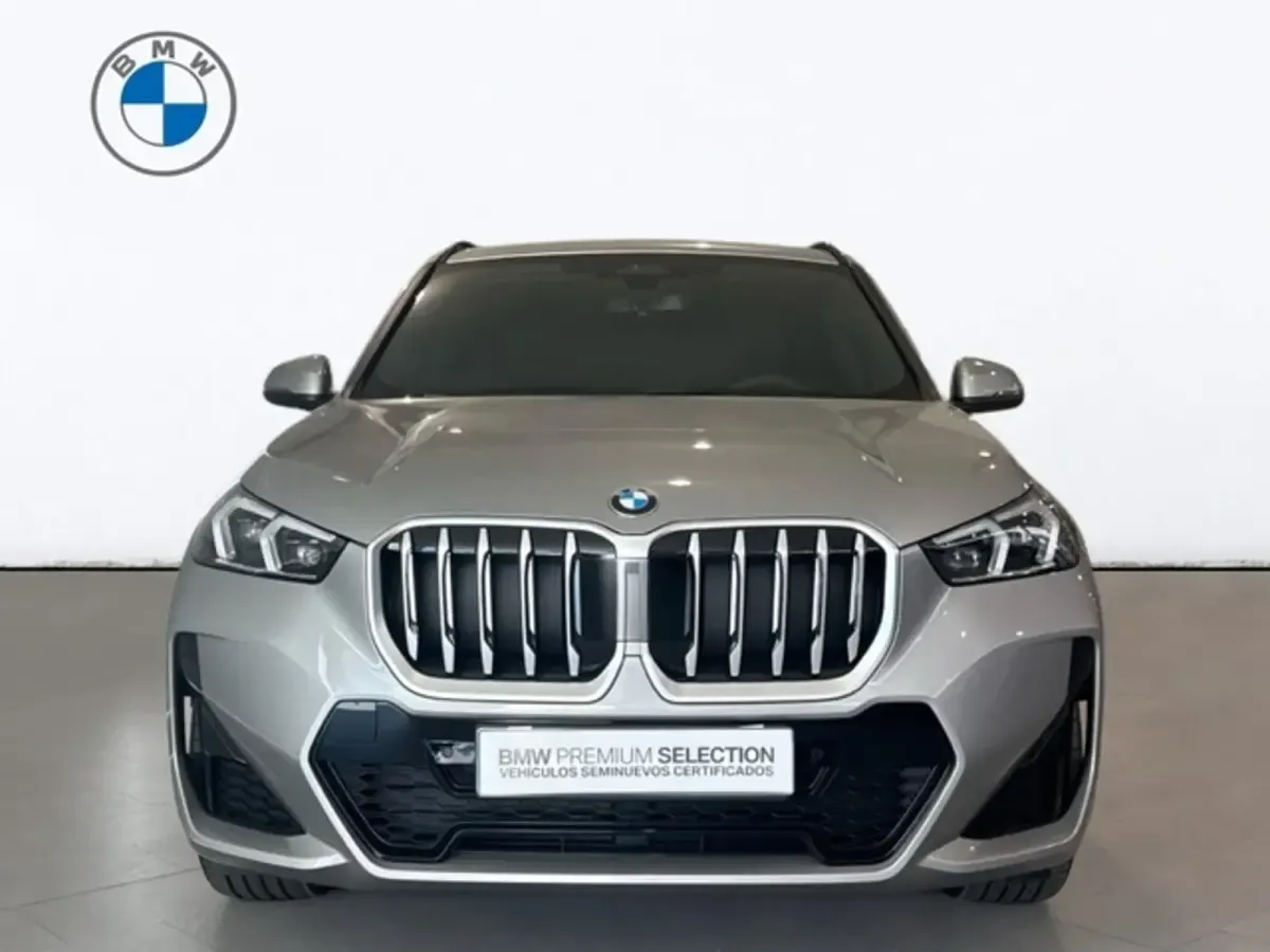 Usado BMW X1 Comfort Edition 163 CV (119 kW) 2025 Gris plata SUV