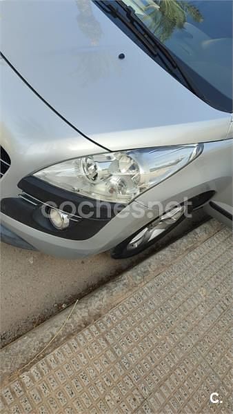 Gris / plata Usado 2012 Peugeot 3008 Active Berlina | 4150 € (Precio justo) - Imagen 1/4