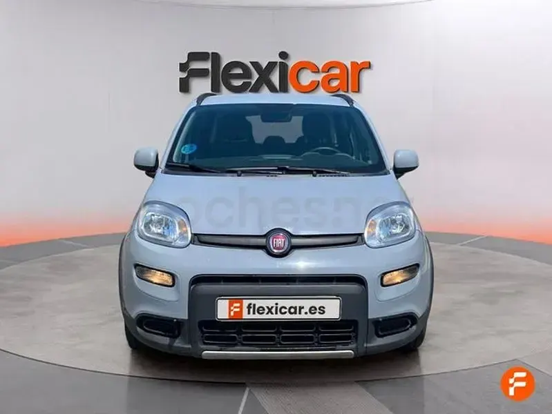 Usado Fiat Panda Cross Cross 70 CV (51 kW) 2023 Gris / plata Utilitario