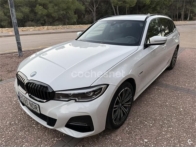 Usado BMW 330e Shadowline 292 CV (214 kW) 2022 Blanco Familiar