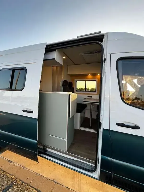 Usado Mercedes Sprinter 113 CV (83 kW) 2019 Verde Van