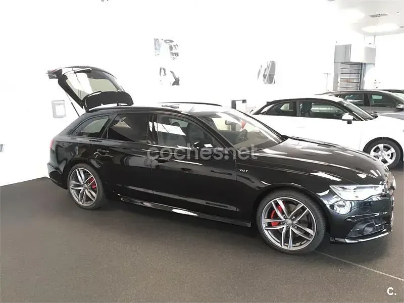 Usado Audi A6 Competition 326 CV (239 kW) 2017 Negro Familiar