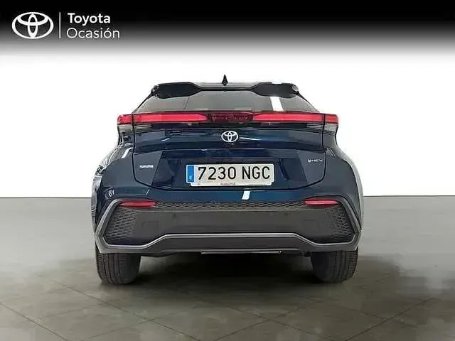 Begagnad Toyota C-HR Advance 140 HK (102 kW) 2025 Blå SUV