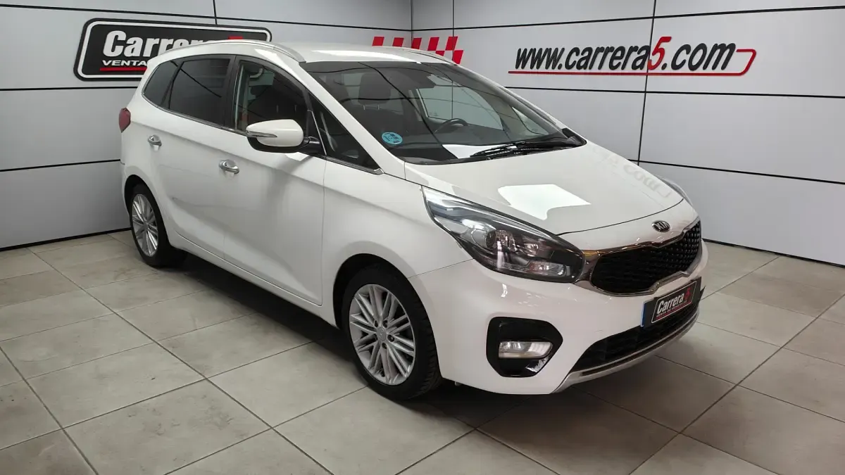 Usado Kia Carens 135 CV (99 kW) 2017 Blanco Monovolumen