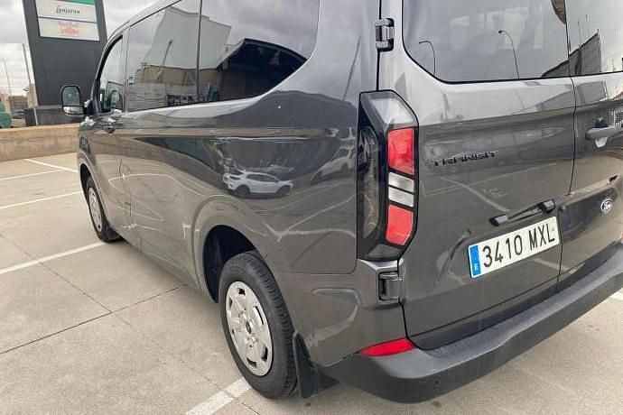 Usado Ford Tourneo Trend 136 CV (100 kW) 2024 Berlina
