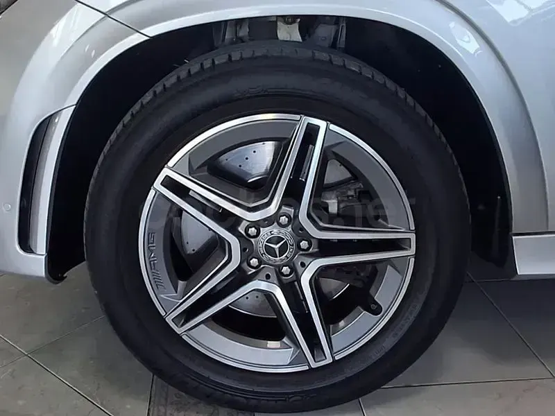 Usado Mercedes GLE350 320 CV (235 kW) 2020 Gris / plata SUV