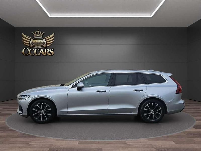 Usado Volvo V60 Momentum 150 CV (110 kW) 2021 Gris Familiar
