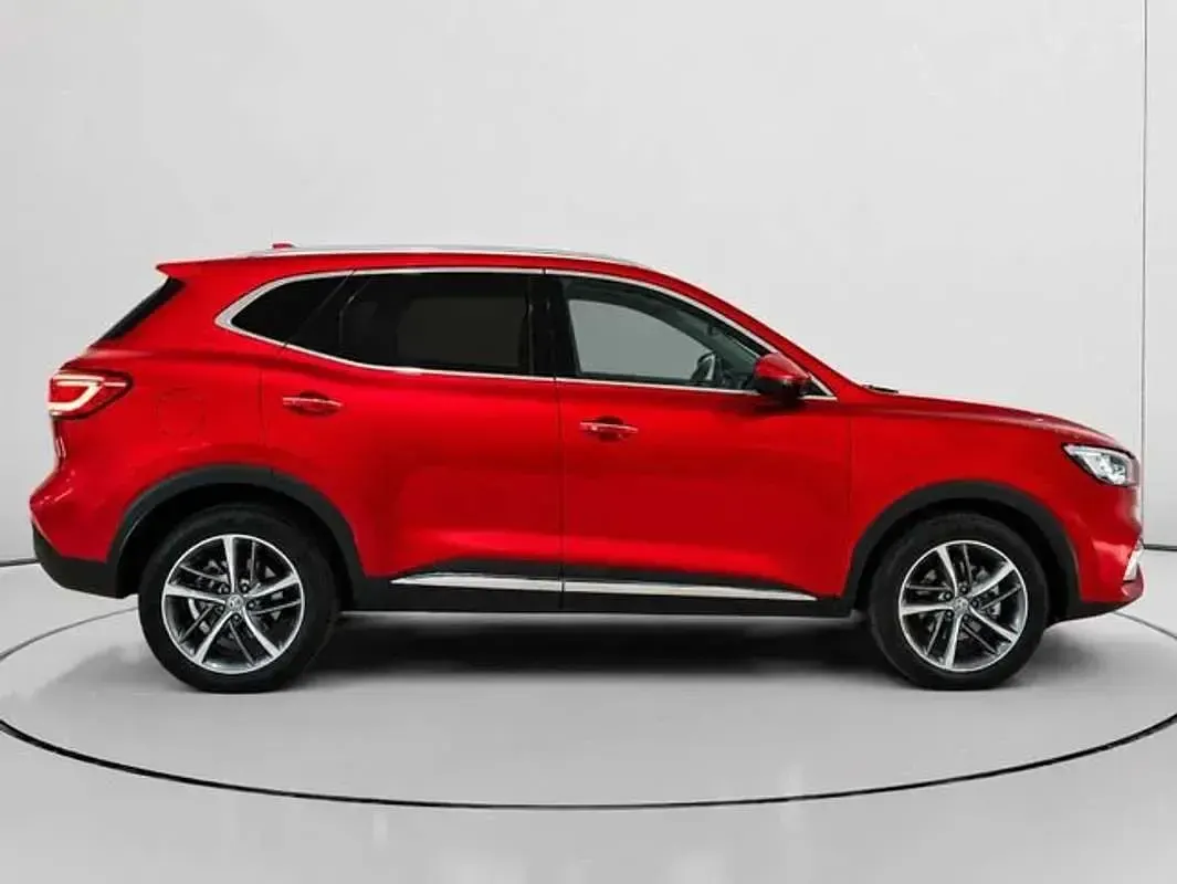 Usado MG HS Comfort 258 CV (189 kW) 2023 Rojo SUV