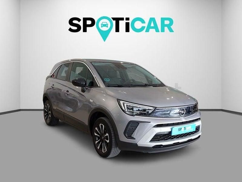 Usado Opel Crossland X Business Elegance 130 CV (95 kW) 2021 Gris / plata SUV