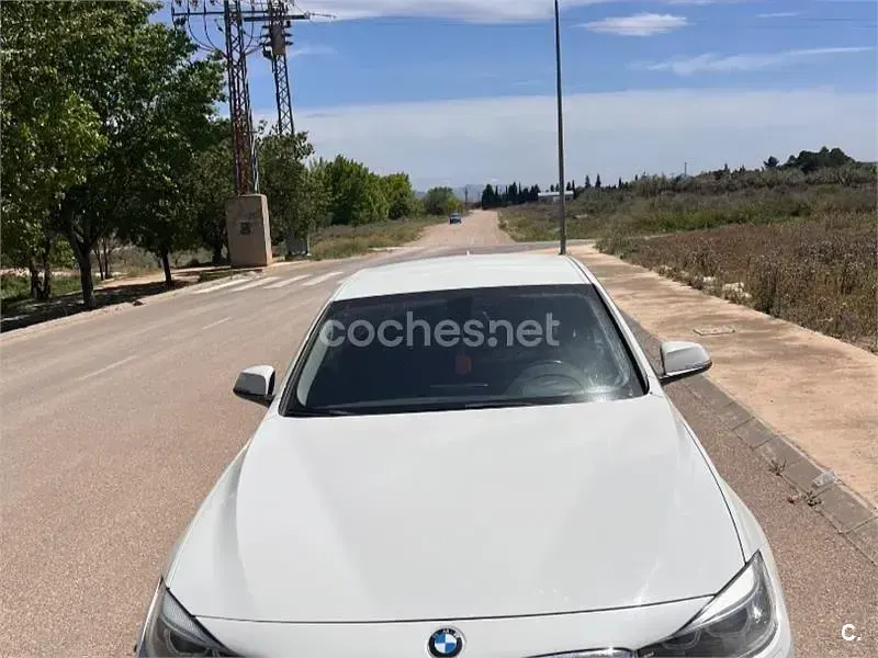 Occasion BMW 320 Gran Turismo 184 ch (135 kW) 2014 Blanc Berline