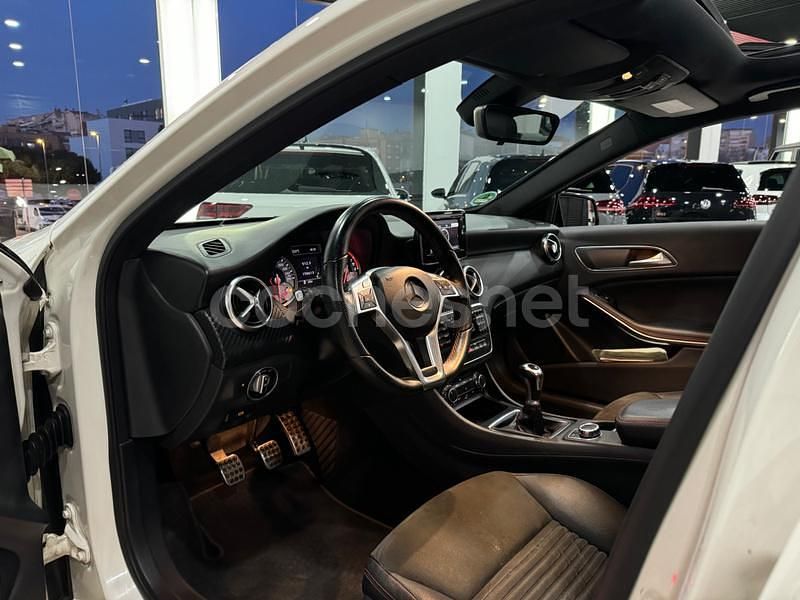 Usado Mercedes A200 AMG line 156 CV (114 kW) 2013 Blanco Berlina