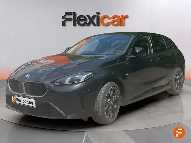 Używany BMW 118 150 KM (110 kW) 2025 Czarny Hatchback